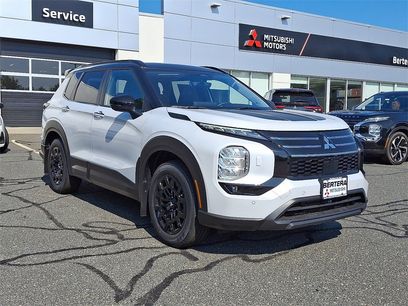 New 2025 Mitsubishi Outlander AWD