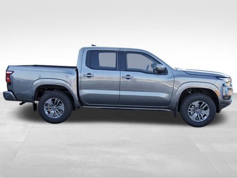 New 2026 Nissan Frontier SV w/ Tow Package AWD/4WD image 8