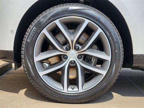 New 2025 Land Rover Range Rover SE image 7