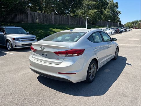 Used 2018 Hyundai Elantra SEL FWD image 4