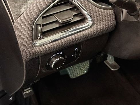 Used 2017 Chevrolet Cruze LT image 10