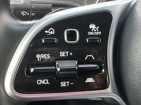 Used 2024 Mercedes-Benz Sprinter 2500 image 26