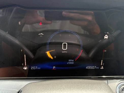 Used 2024 Chevrolet Trax ACTIV w/ Driver Confidence Package FWD image 21
