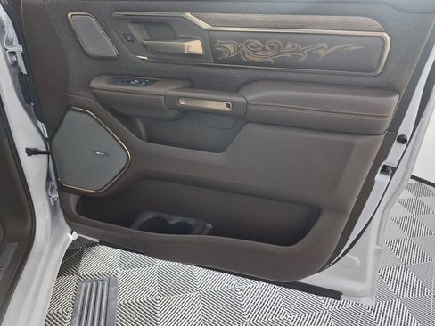 Used 2025 RAM 1500 Limited AWD/4WD image 37