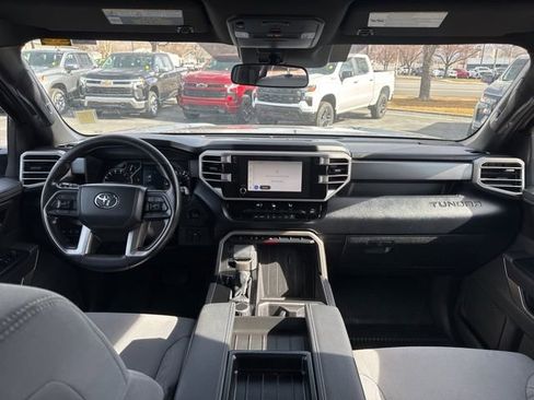 Used 2025 Toyota Tundra SR5 w/ SR5 Convenience Package AWD/4WD image 13