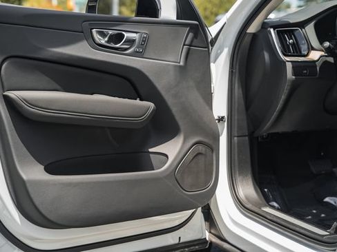New 2026 Volvo XC60 B5 Plus w/ Climate Package AWD/4WD image 39