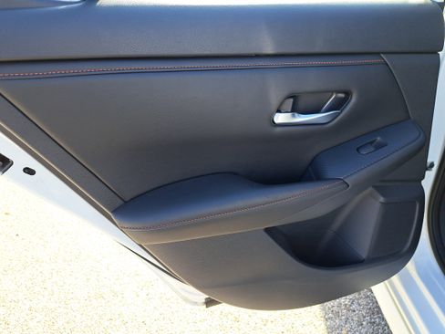 Certified 2024 Nissan Sentra SR image 19