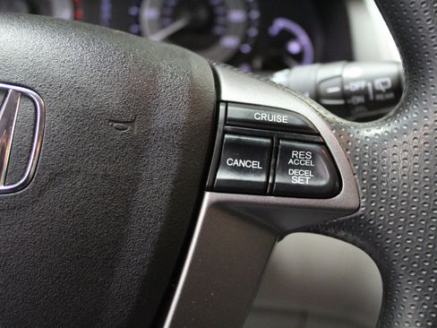 Used 2014 Honda Odyssey EX image 9