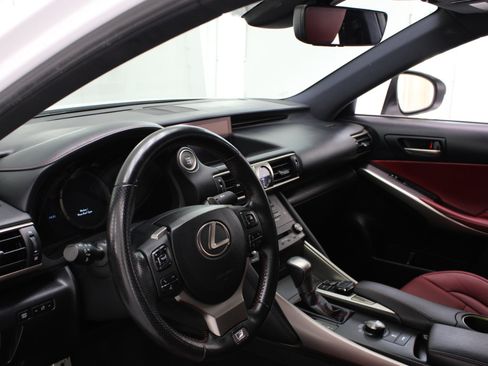 Used 2019 Lexus IS 350 F Sport image 28