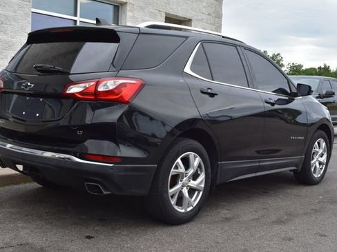 Used 2018 Chevrolet Equinox LT FWD image 14