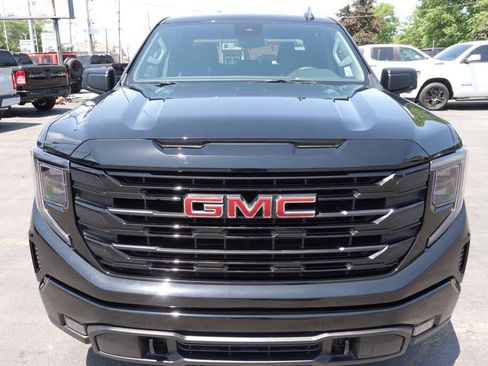 Used 2024 GMC Sierra 1500 Elevation AWD/4WD image 6