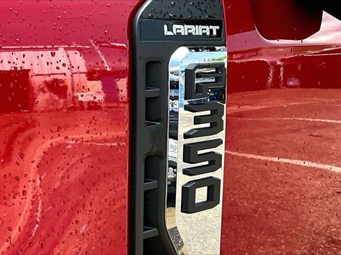 Used 2025 Ford F350 Lariat w/ Lariat Ultimate Package AWD/4WD image 10