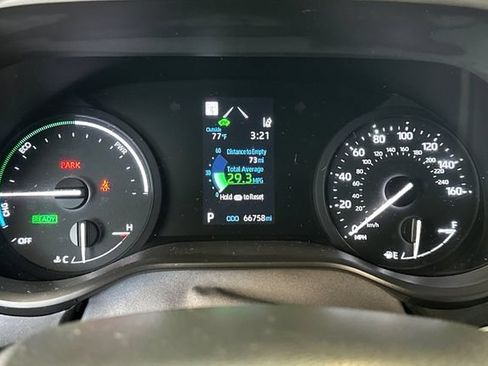 Certified 2024 Toyota Sienna LE AWD/4WD image 30
