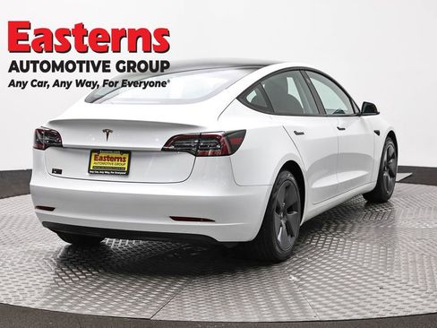 Used 2023 Tesla Model 3 Standard Range image 5