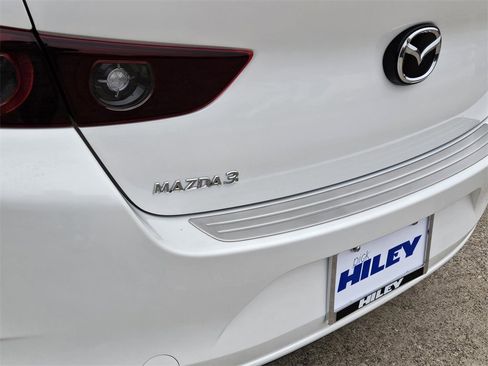 New 2026 MAZDA MAZDA3 2.5 S Sedan w/ Preferred Pkg image 4