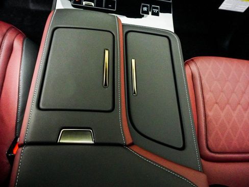 New 2026 INFINITI QX80 Autograph w/ Premium Cargo Package image 21