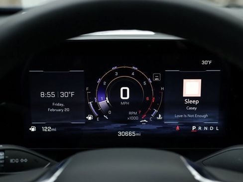 Used 2025 Chevrolet Equinox LT image 12