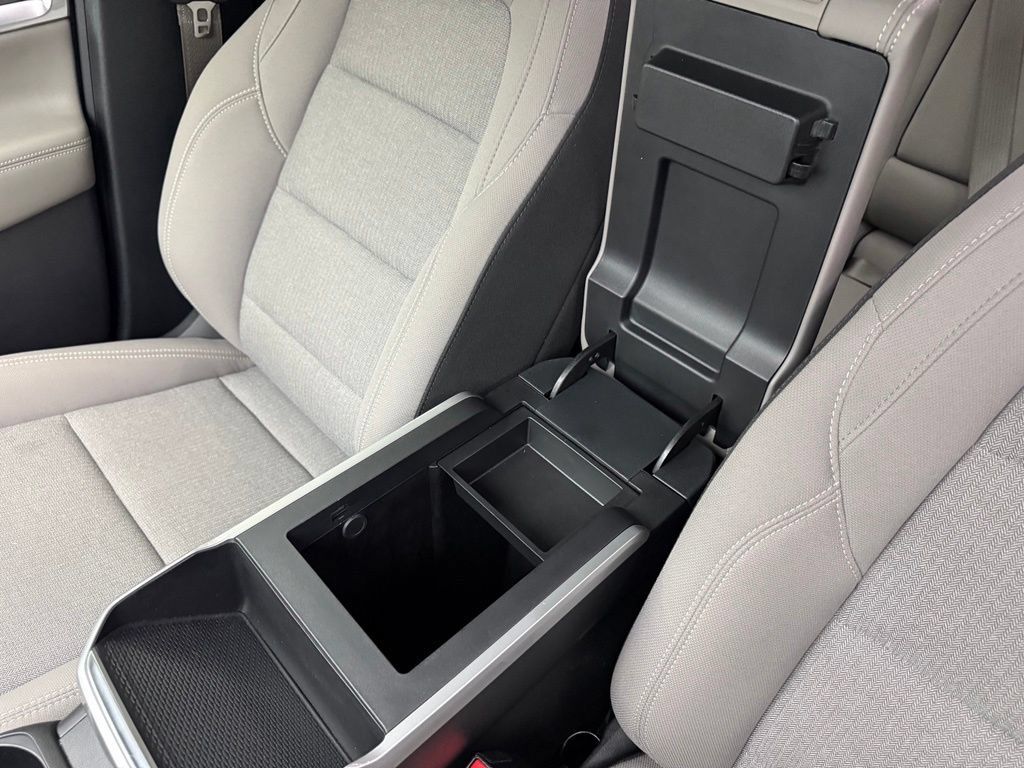 Used 2025 GMC Terrain Elevation AWD/4WD image 25