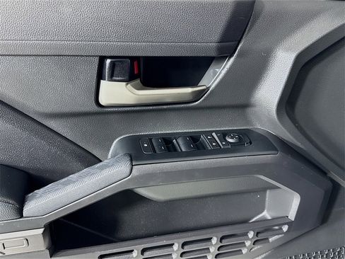 Used 2024 Toyota Tacoma TRD Off-Road image 16