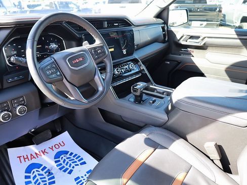 Used 2025 GMC Sierra 1500 AT4 w/ AT4 Premium Package image 12