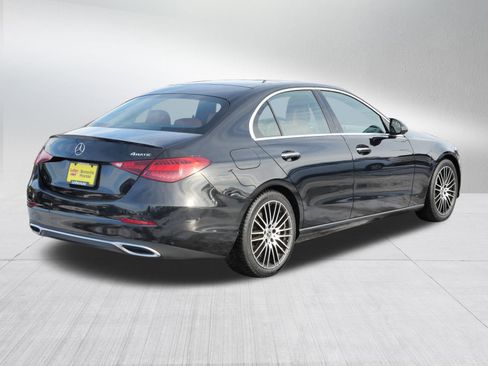 Used 2022 Mercedes-Benz C 300 4MATIC Sedan image 7
