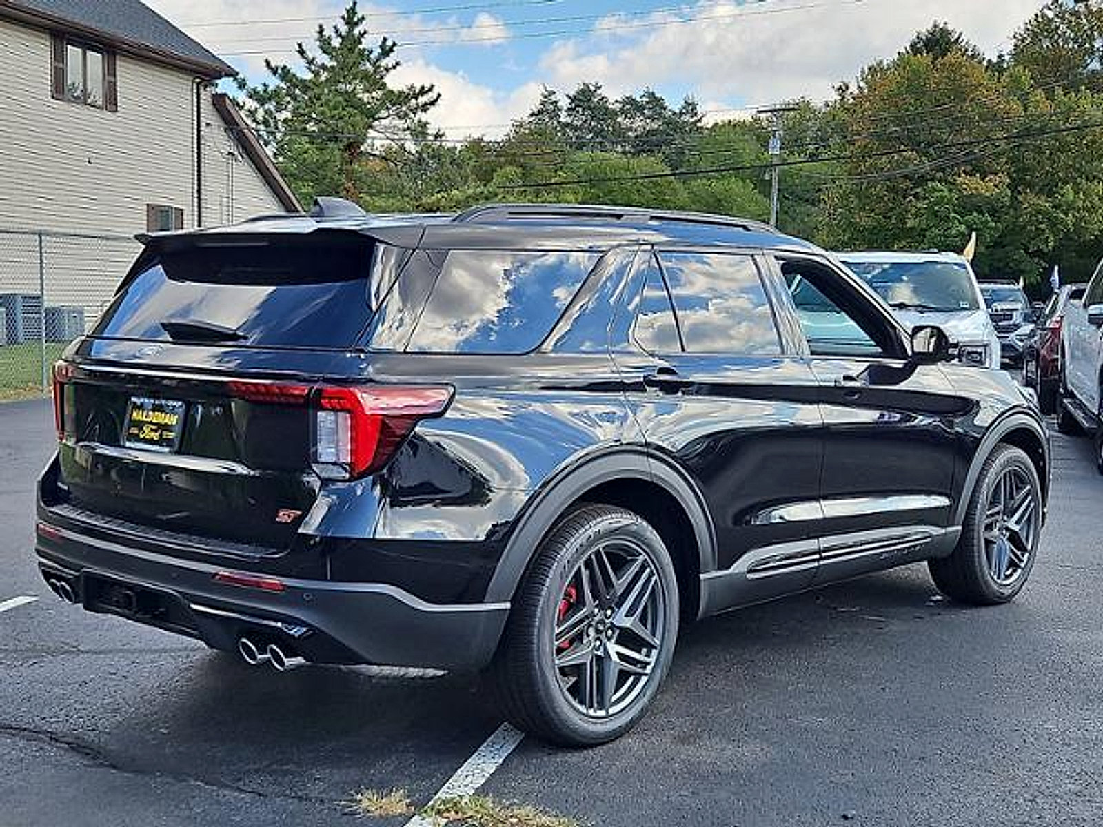New 2026 Ford Explorer ST AWD/4WD image 4