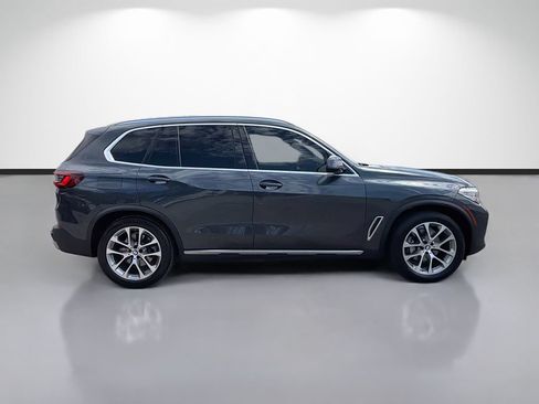 Used 2021 BMW X5 sDrive40i w/ Premium Package RWD image 2