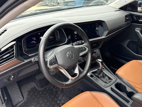 Used 2023 Volkswagen Jetta SEL FWD image 12