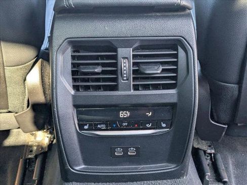 Used 2021 BMW 330e xDrive w/ Premium Package image 17