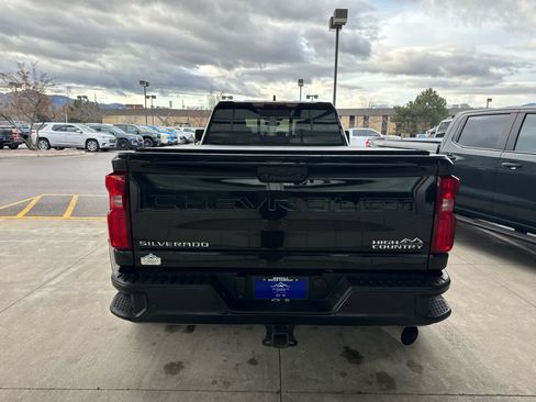 Used 2022 Chevrolet Silverado 3500 High Country image 5