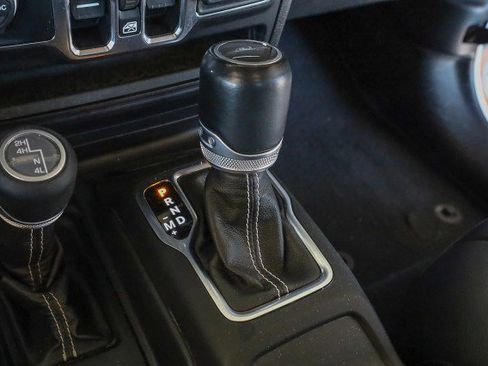 Used 2021 Jeep Gladiator Overland w/ Popular Equipment Package image 25