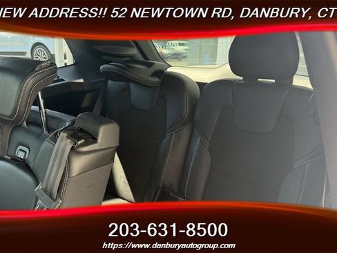 Used 2019 Volvo XC90 T6 R-Design w/ Advanced Package AWD/4WD image 21
