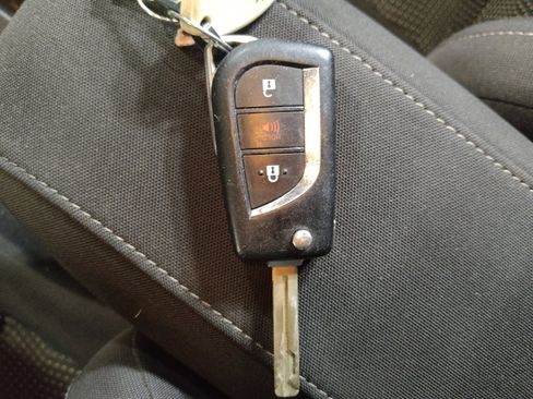 Used 2017 Toyota Corolla iM image 32