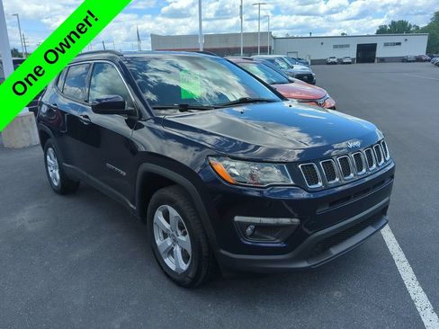 Used 2021 Jeep Compass Latitude w/ Convenience Group AWD/4WD image 1