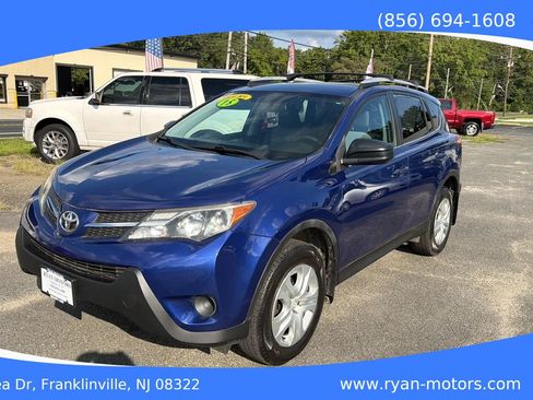 Used 2015 Toyota RAV4 LE AWD/4WD image 1
