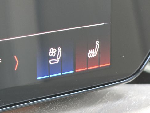 New 2025 Audi Q5 Prestige image 12