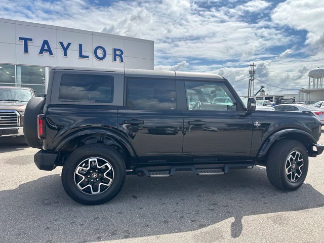 Used 2024 Ford Bronco Outer Banks AWD/4WD image 19