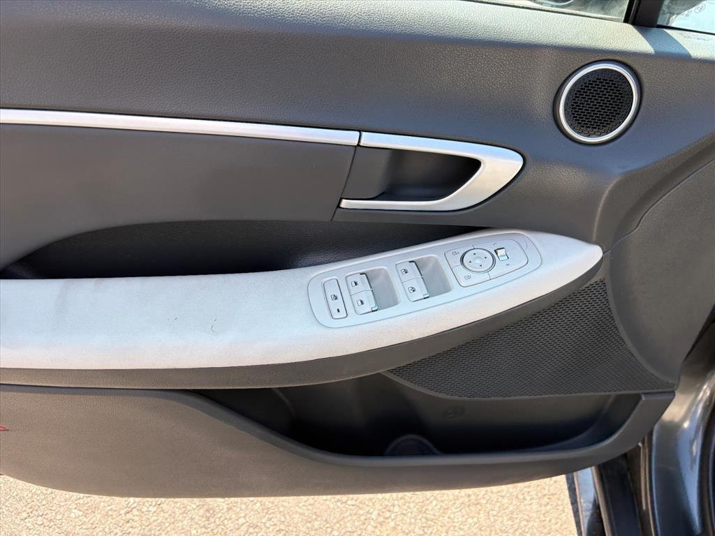 Certified 2025 Hyundai Sonata SEL FWD image 21