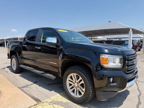Used 2016 GMC Canyon SLT w/ Driver Alert Package AWD/4WD image 3