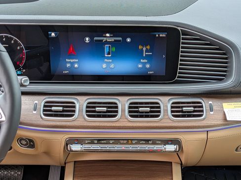 New 2026 Mercedes-Benz GLE 350 4MATIC image 32