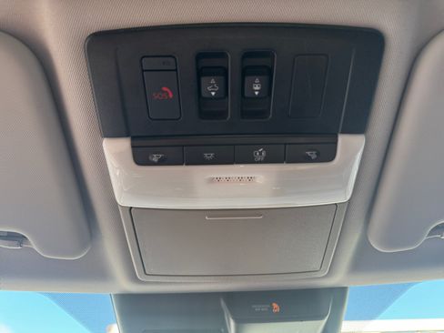 Used 2024 Mitsubishi Outlander SE FWD image 25