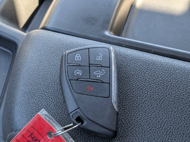 Used 2025 GMC Sierra 1500 SLT AWD/4WD image 26