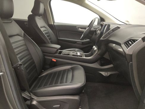 Used 2023 Ford Edge SEL image 21