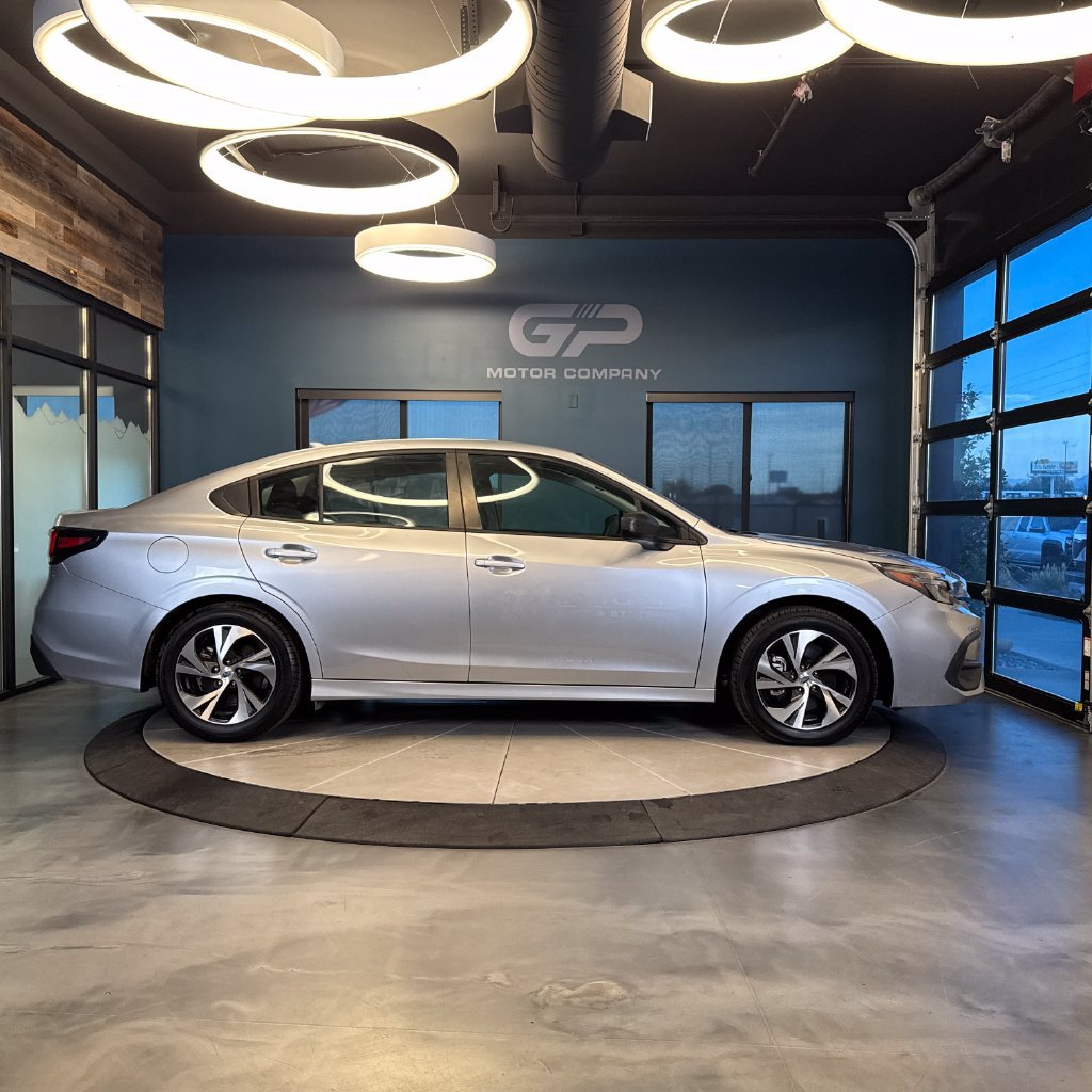Used 2023 Subaru Legacy AWD/4WD image 2