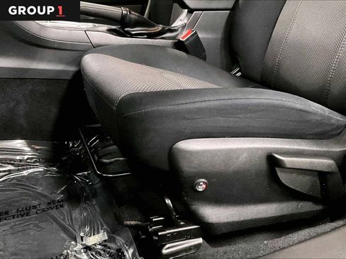 Certified 2023 Subaru Crosstrek 2.0i image 33