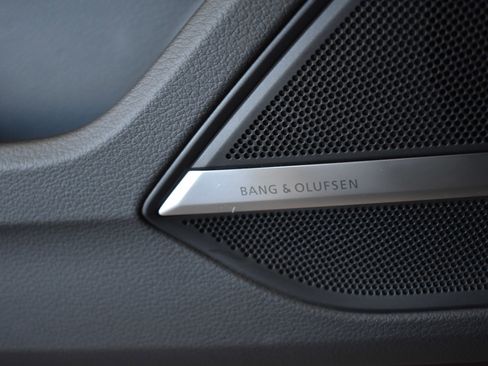 Used 2022 Audi A8 L 3.0T w/ Executive Package image 40