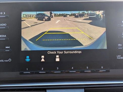 Used 2018 Honda Accord LX image 11