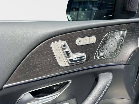 New 2026 Mercedes-Benz GLS 450 450 4MATIC SUV image 19