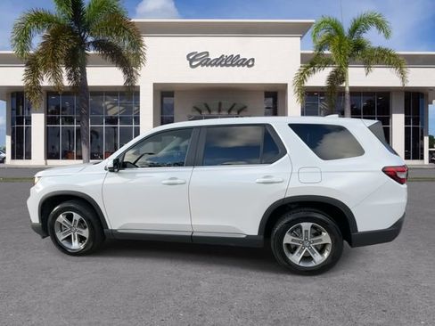 Used 2025 Honda Pilot EX-L image 9