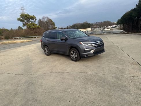 Used 2017 Honda Pilot EX-L image 5